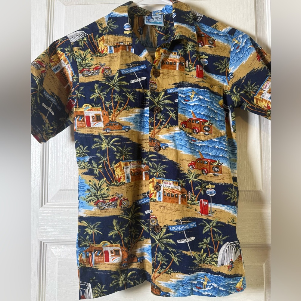 Boys RJC Hawaiian Print Shirt Lot of 2
Size 8 Hot Rod & Woody Cars themed